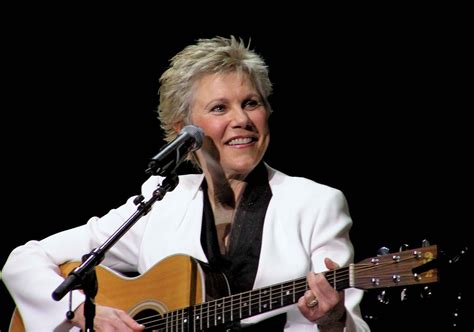 Anne Murray .